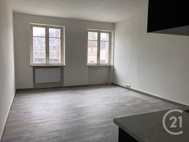 Appartement F2 à louer - 2 pièces - 46.0 m2 - CARCASSONNE - 11 - LANGUEDOC-ROUSSILLON - Century 21 Immo Conseil 11 Appartement F2 à louer - 2 pièces - 46.0 m2 - CARCASSONNE - 11 - LANGUEDOC-ROUSSILLON - Century 21 Immo Conseil 11