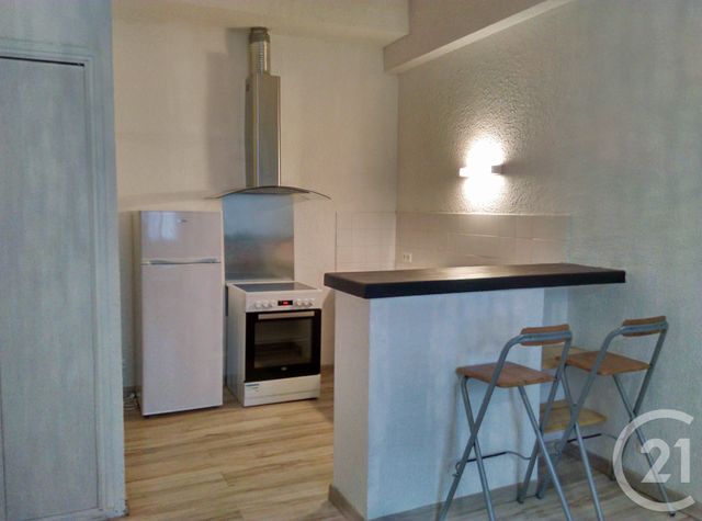 Studio à louer - 1 pièce - 28.0 m2 - CARCASSONNE - 11 - LANGUEDOC-ROUSSILLON - Century 21 Immo Conseil 11 Studio à louer - 1 pièce - 28.0 m2 - CARCASSONNE - 11 - LANGUEDOC-ROUSSILLON - Century 21 Immo Conseil 11