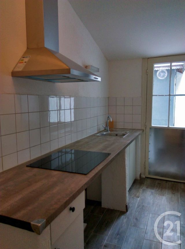 Appartement F3 à louer - 3 pièces - 60.0 m2 - CARCASSONNE - 11 - LANGUEDOC-ROUSSILLON - Century 21 Immo Conseil 11 Appartement F3 à louer - 3 pièces - 60.0 m2 - CARCASSONNE - 11 - LANGUEDOC-ROUSSILLON - Century 21 Immo Conseil 11