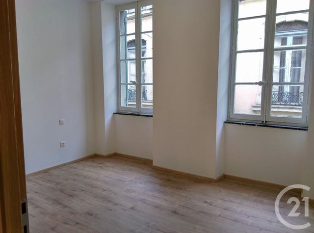 Appartement F3 à louer - 3 pièces - 60.0 m2 - CARCASSONNE - 11 - LANGUEDOC-ROUSSILLON - Century 21 Immo Conseil 11 Appartement F3 à louer - 3 pièces - 60.0 m2 - CARCASSONNE - 11 - LANGUEDOC-ROUSSILLON - Century 21 Immo Conseil 11