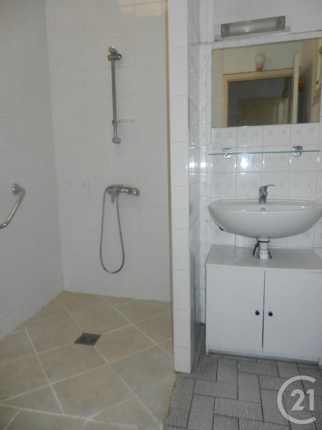 maison à louer - 4 pièces - 75.7 m2 - CARCASSONNE - 11 - LANGUEDOC-ROUSSILLON - Century 21 Immo Conseil 11 maison à louer - 4 pièces - 75.7 m2 - CARCASSONNE - 11 - LANGUEDOC-ROUSSILLON - Century 21 Immo Conseil 11