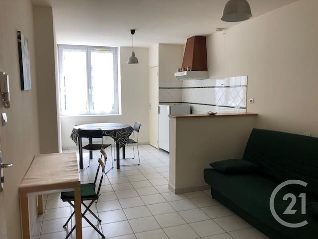 Afficher la photo en grand Studio à louer - 1 pièce - 21.66 m2 - CARCASSONNE - 11 - LANGUEDOC-ROUSSILLON - Century 21 Immo Conseil 11