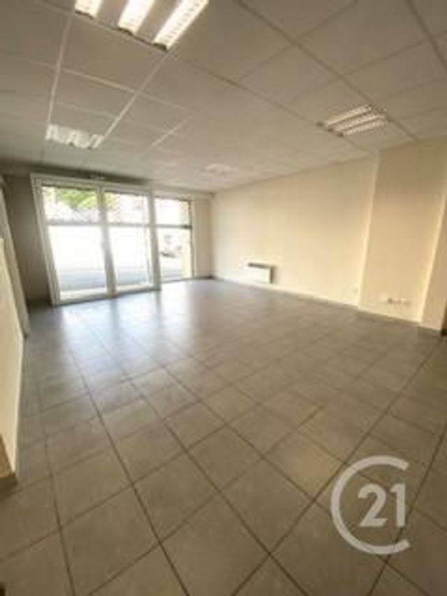 Appartement Local à vendre - 3 pièces - 82.0 m2 - CARCASSONNE - 11 - LANGUEDOC-ROUSSILLON - Century 21 Immo Conseil 11