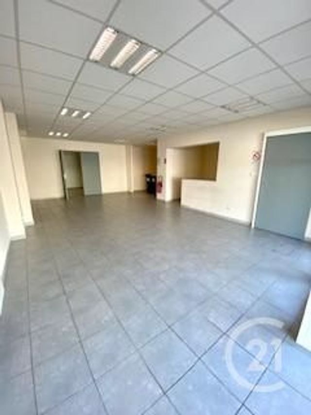 Appartement Local à vendre - 3 pièces - 82.0 m2 - CARCASSONNE - 11 - LANGUEDOC-ROUSSILLON - Century 21 Immo Conseil 11