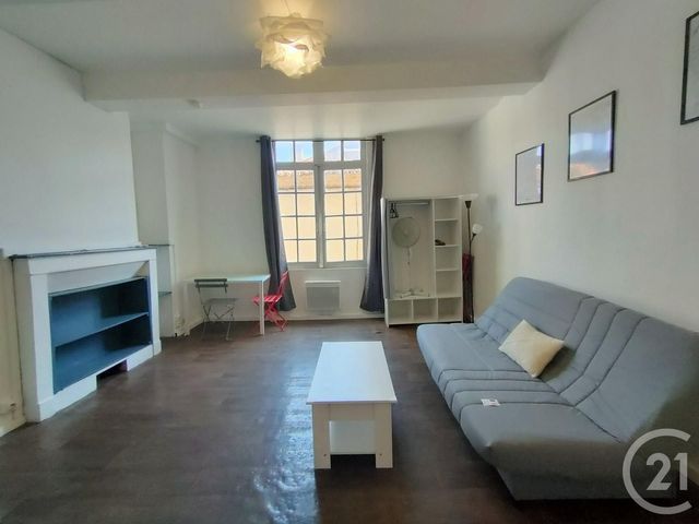 Appartement F1 à louer - 1 pièce - 28.0 m2 - CARCASSONNE - 11 - LANGUEDOC-ROUSSILLON - Century 21 Immo Conseil 11