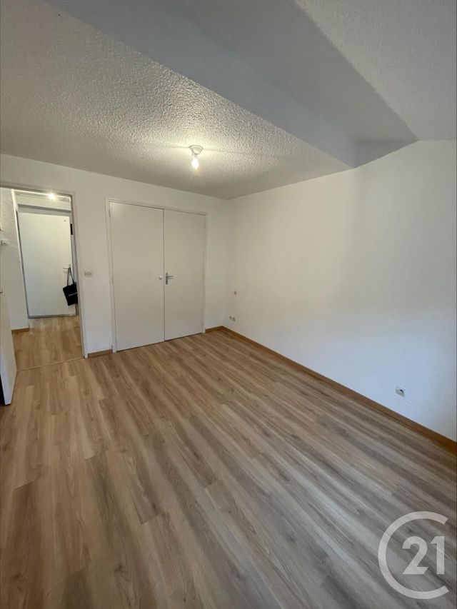 Afficher la photo en grand Appartement F3 à louer - 3 pièces - 52.16 m2 - CARCASSONNE - 11 - LANGUEDOC-ROUSSILLON - Century 21 Immo Conseil 11