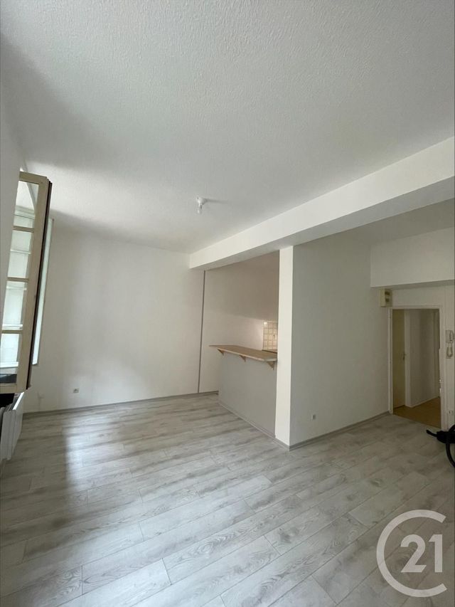 Appartement F2 à louer - 2 pièces - 46.78 m2 - CARCASSONNE - 11 - LANGUEDOC-ROUSSILLON - Century 21 Immo Conseil 11