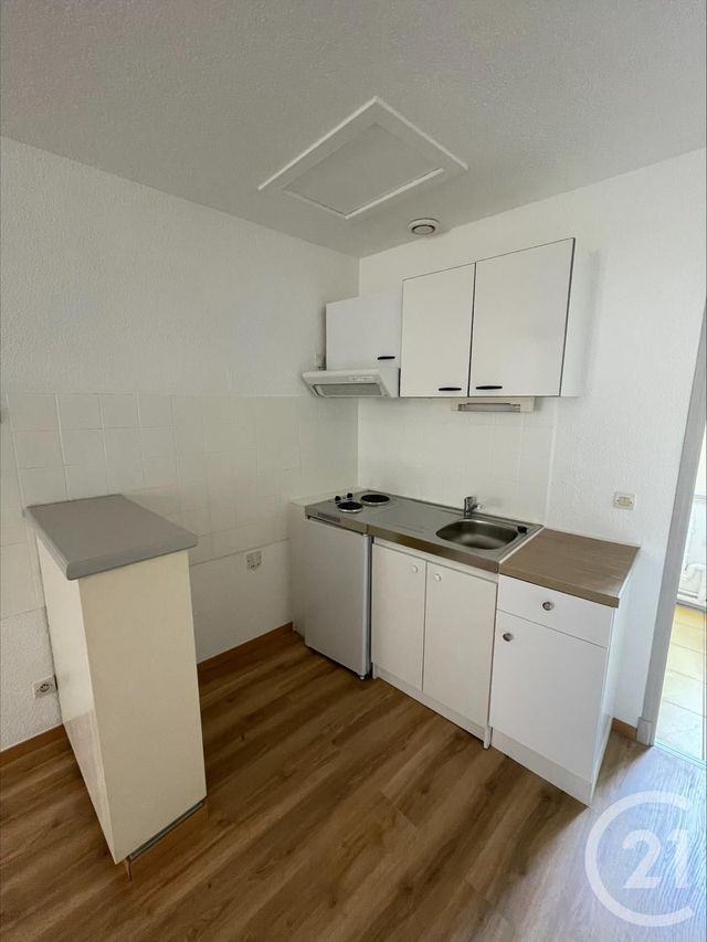 Appartement Studio à louer - 1 pièce - 21.49 m2 - CARCASSONNE - 11 - LANGUEDOC-ROUSSILLON - Century 21 Immo Conseil 11