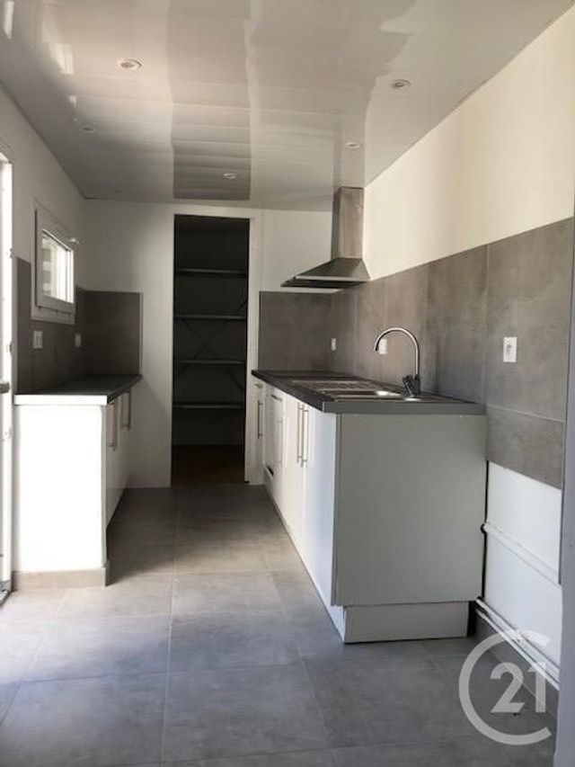 maison à louer - 6 pièces - 119.0 m2 - MOUSSOULENS - 11 - LANGUEDOC-ROUSSILLON - Century 21 Immo Conseil 11