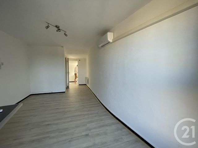 Appartement F1 à louer - 1 pièce - 25.0 m2 - CARCASSONNE - 11 - LANGUEDOC-ROUSSILLON - Century 21 Immo Conseil 11