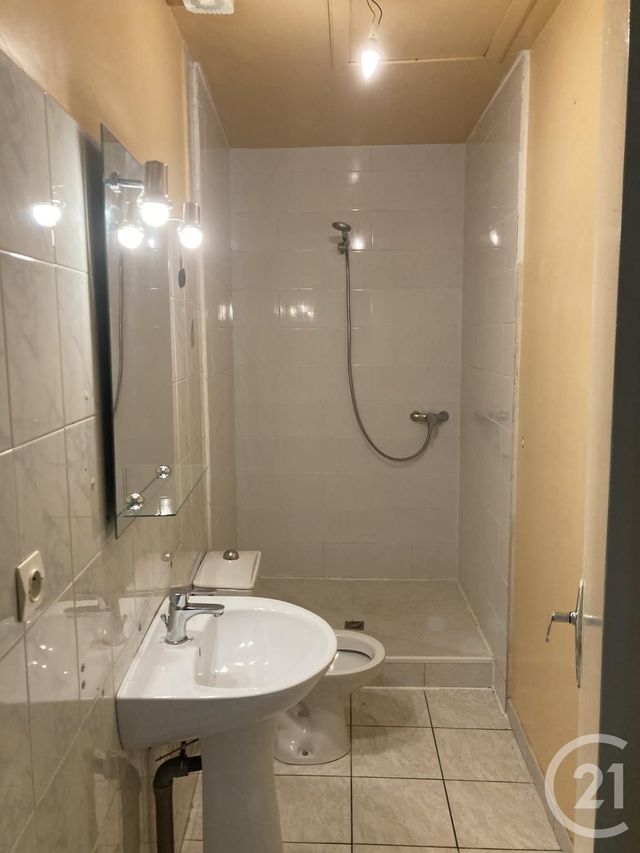 Appartement F3 à louer - 3 pièces - 65.0 m2 - ST HILAIRE - 11 - LANGUEDOC-ROUSSILLON - Century 21 Immo Conseil 11