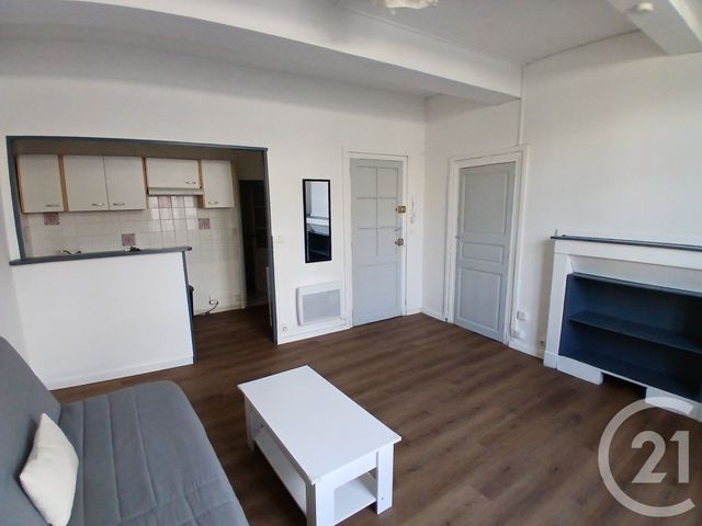 Appartement F1 à louer - 1 pièce - 28.0 m2 - CARCASSONNE - 11 - LANGUEDOC-ROUSSILLON - Century 21 Immo Conseil 11