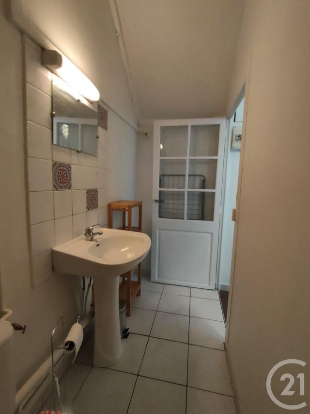 Appartement F1 à louer - 1 pièce - 28.0 m2 - CARCASSONNE - 11 - LANGUEDOC-ROUSSILLON - Century 21 Immo Conseil 11
