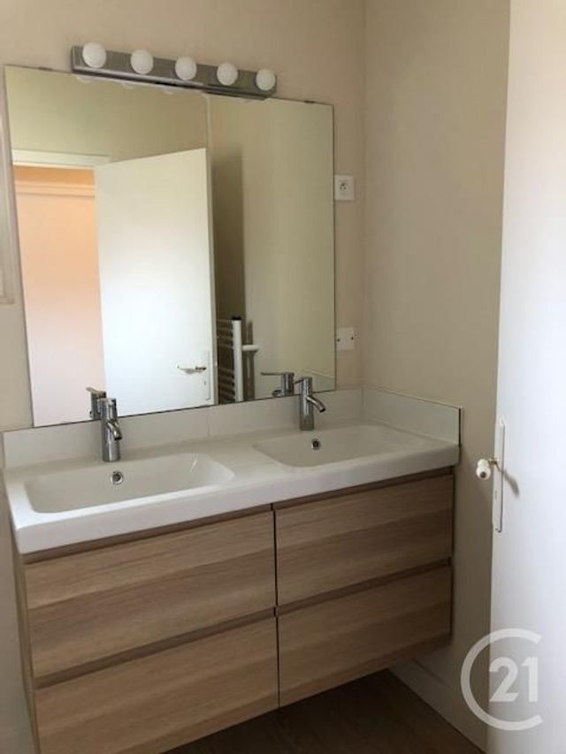 maison à louer - 6 pièces - 91.0 m2 - CARCASSONNE - 11 - LANGUEDOC-ROUSSILLON - Century 21 Immo Conseil 11