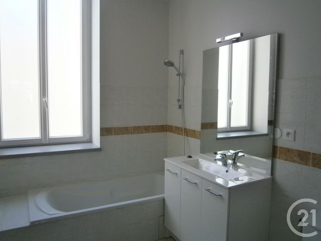 Appartement F3 à louer - 3 pièces - 83.0 m2 - CARCASSONNE - 11 - LANGUEDOC-ROUSSILLON - Century 21 Immo Conseil 11