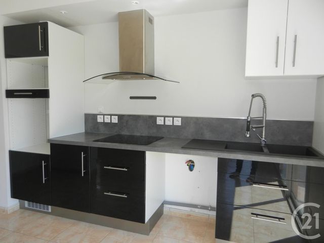 maison à louer - 4 pièces - 78.7 m2 - MOUSSOULENS - 11 - LANGUEDOC-ROUSSILLON - Century 21 Immo Conseil 11