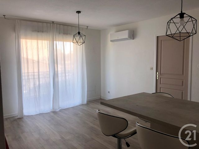 Appartement F3 à louer - 3 pièces - 49.7 m2 - CARCASSONNE - 11 - LANGUEDOC-ROUSSILLON - Century 21 Immo Conseil 11