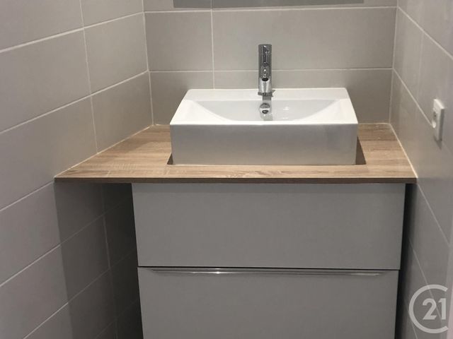 maison à louer - 3 pièces - 91.0 m2 - CARCASSONNE - 11 - LANGUEDOC-ROUSSILLON - Century 21 Immo Conseil 11