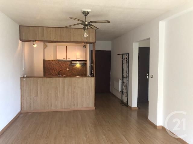 Appartement F2 à louer - 2 pièces - 46.0 m2 - CARCASSONNE - 11 - LANGUEDOC-ROUSSILLON - Century 21 Immo Conseil 11