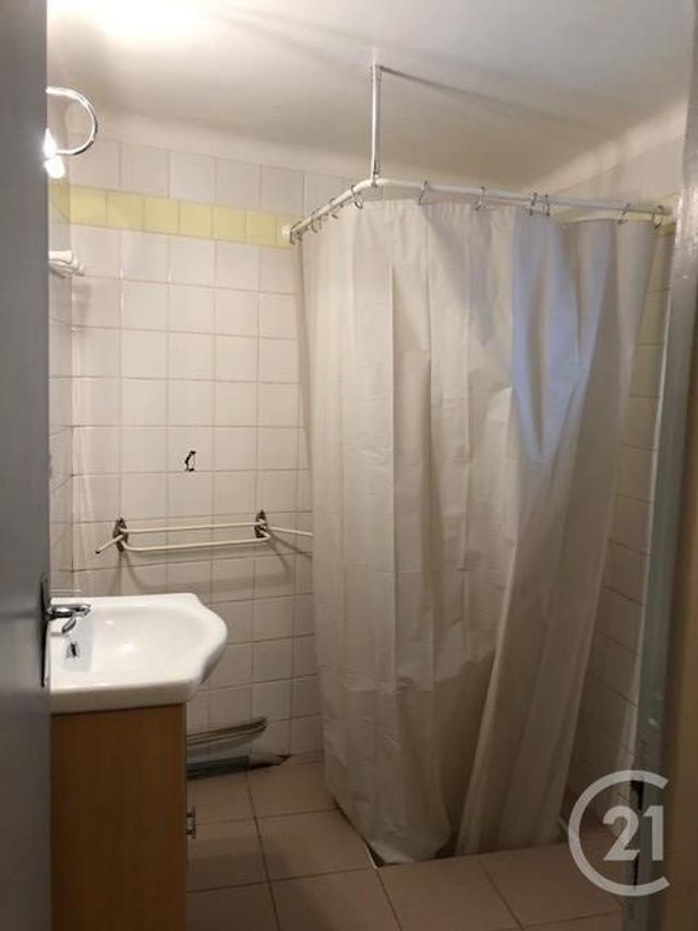 maison à louer - 3 pièces - 66.0 m2 - ST HILAIRE - 11 - LANGUEDOC-ROUSSILLON - Century 21 Immo Conseil 11