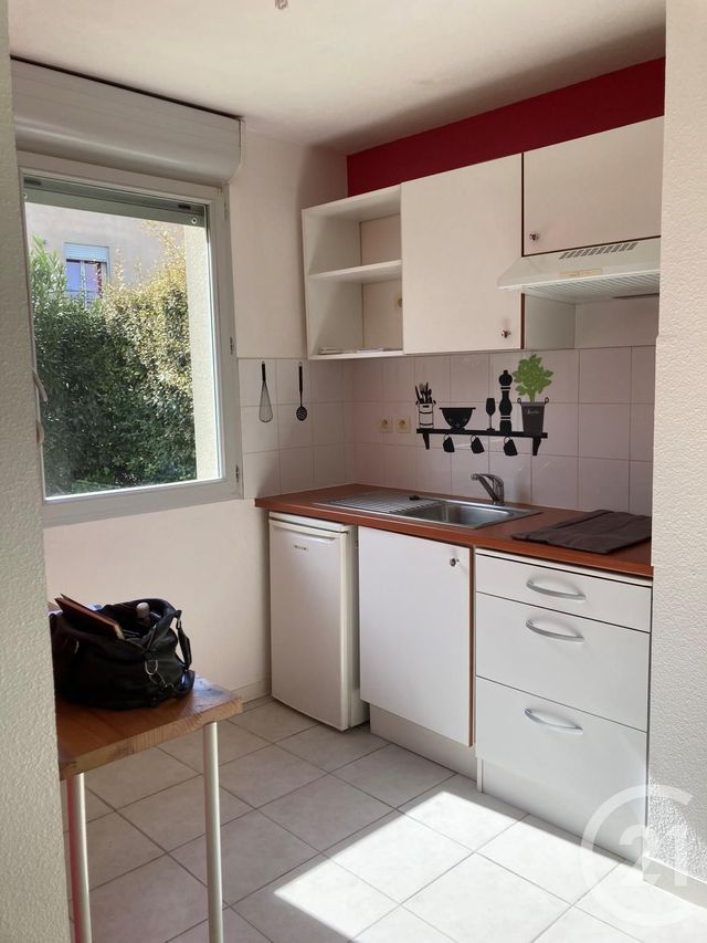 Appartement F2 à louer - 2 pièces - 47.5 m2 - CARCASSONNE - 11 - LANGUEDOC-ROUSSILLON - Century 21 Immo Conseil 11