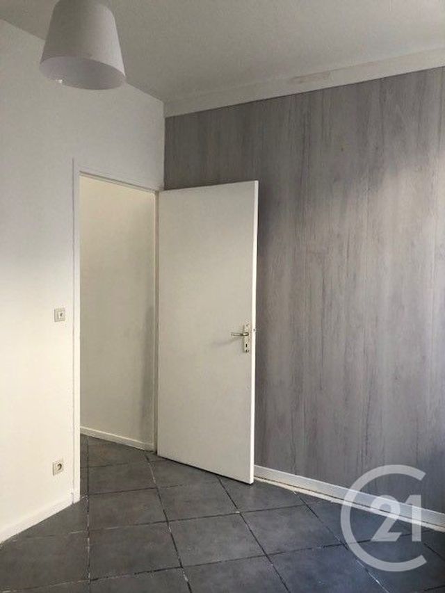 Appartement F2 à louer - 2 pièces - 34.78 m2 - CARCASSONNE - 11 - LANGUEDOC-ROUSSILLON - Century 21 Immo Conseil 11