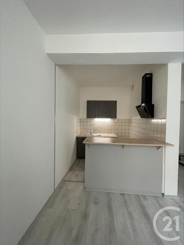 Appartement F2 à louer - 2 pièces - 46.78 m2 - CARCASSONNE - 11 - LANGUEDOC-ROUSSILLON - Century 21 Immo Conseil 11