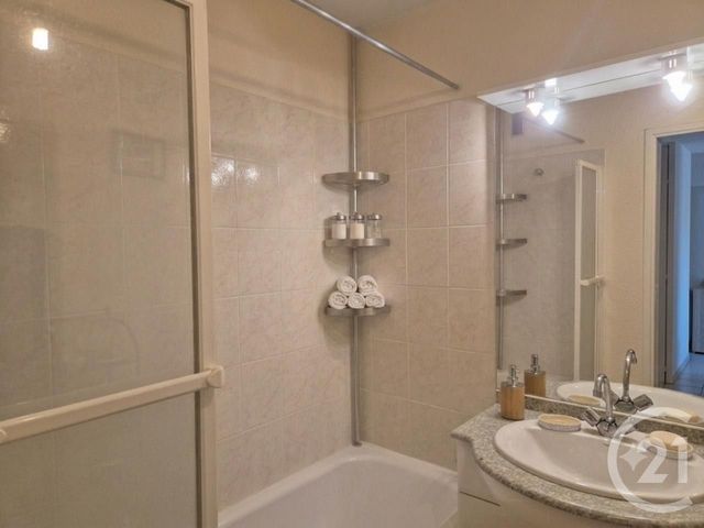 Appartement F3 à vendre - 3 pièces - 55.57 m2 - CARCASSONNE - 11 - LANGUEDOC-ROUSSILLON - Century 21 Immo Conseil 11