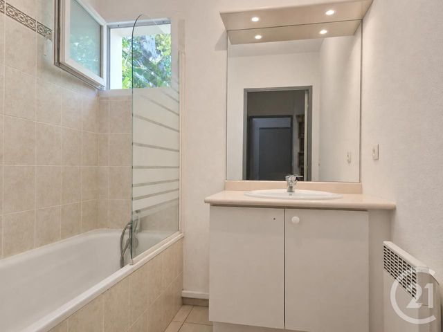 Appartement F3 à vendre - 3 pièces - 65.45 m2 - CARCASSONNE - 11 - LANGUEDOC-ROUSSILLON - Century 21 Immo Conseil 11