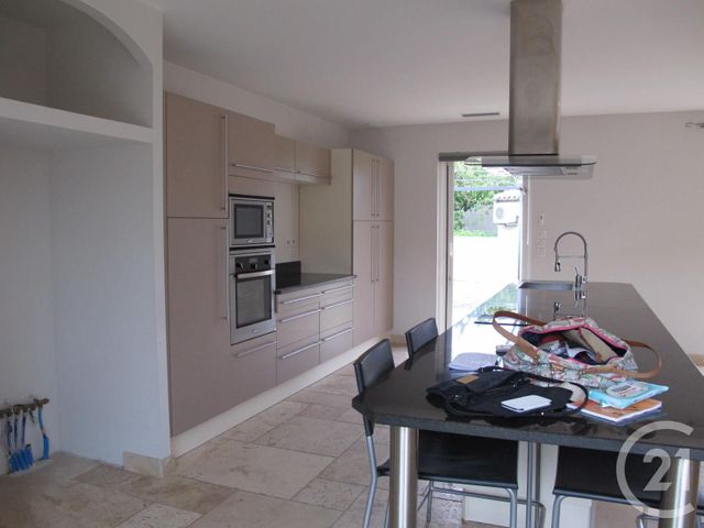 maison à louer - 6 pièces - 151.0 m2 - CARCASSONNE - 11 - LANGUEDOC-ROUSSILLON - Century 21 Immo Conseil 11