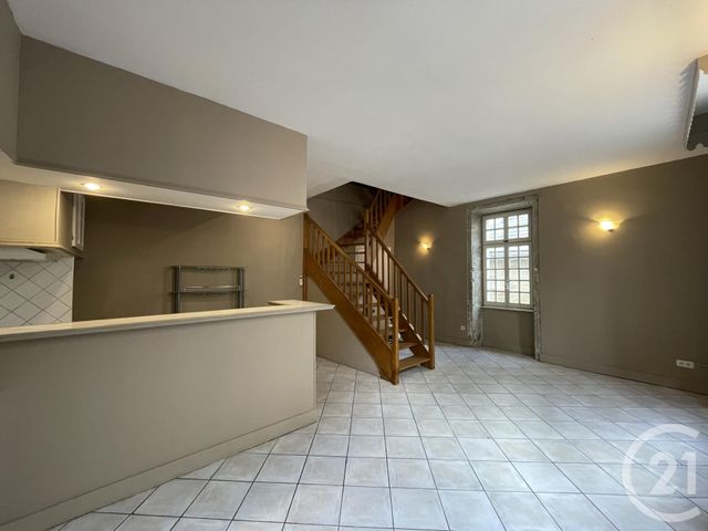 Appartement Duplex à louer - 3 pièces - 70.5 m2 - CARCASSONNE - 11 - LANGUEDOC-ROUSSILLON - Century 21 Immo Conseil 11